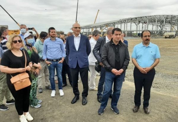 Azerbaïdjan : des diplomates étrangers se sont familiarisés avec la construction de l'aéroport international de Fuzouli