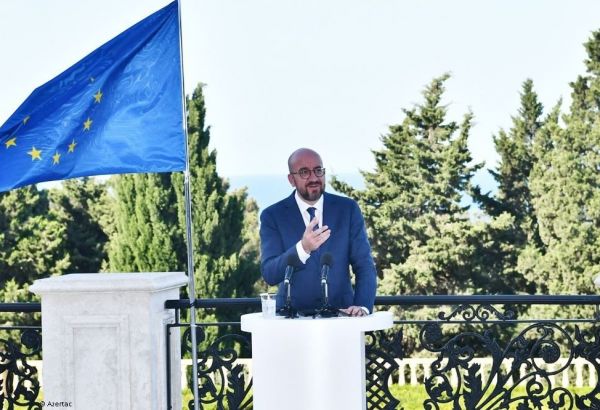 Le président du Conseil européen discute de la situation au Karabagh avec le président russe