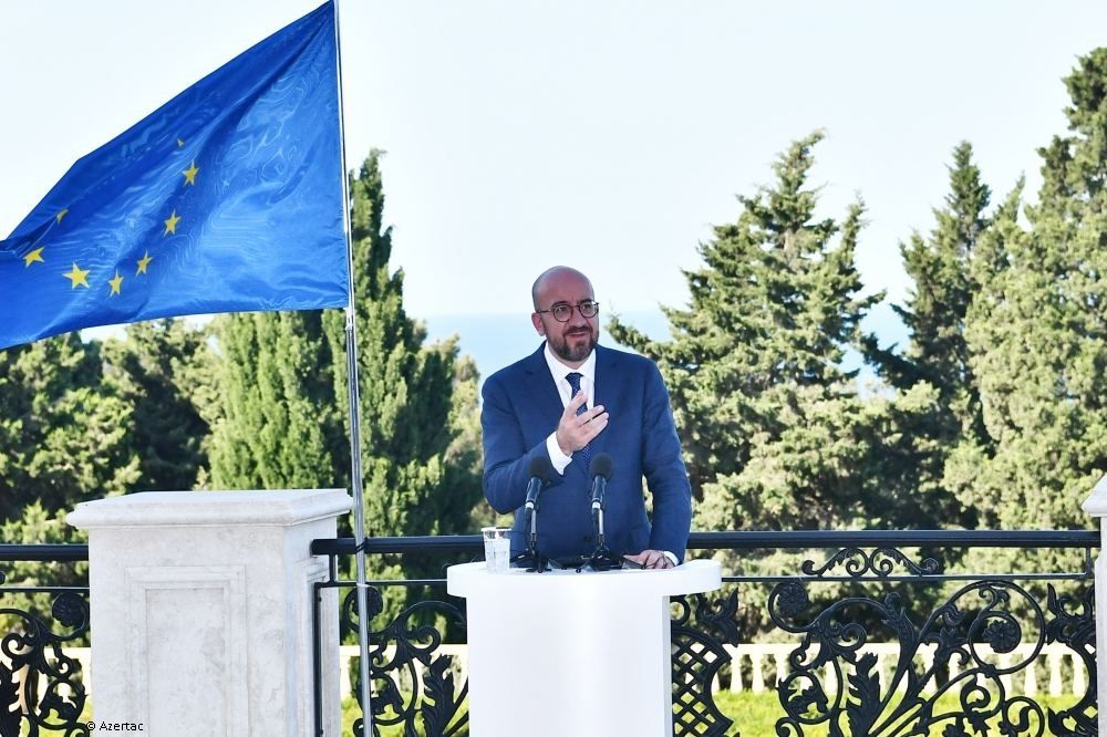 Le président du Conseil européen discute de la situation au Karabagh avec le président russe