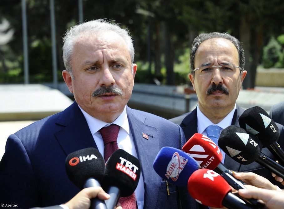 Il existe une unité, une amitié et une fraternité particulières entre la Turquie, le Pakistan et l'Azerbaïdjan, dit le président du Parlement turc