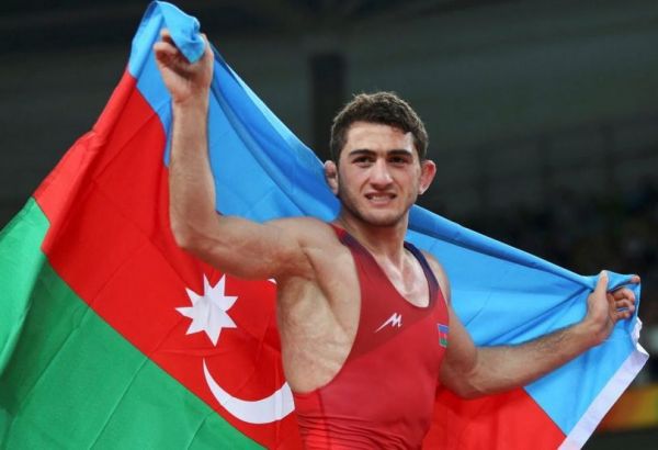 Le lutteur Hadji Aliyev remporte une médaille d'argent pour l'Azerbaïdjan aux Jeux Olympiques de Tokyo