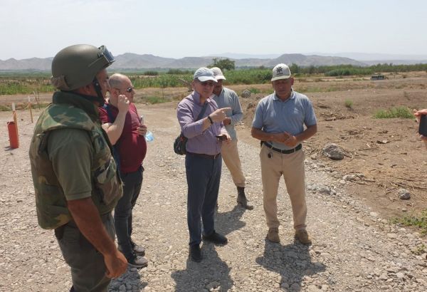Des journalistes israéliens ont été témoins des travaux de déminage dans les territoires azerbaïdjanais libérés