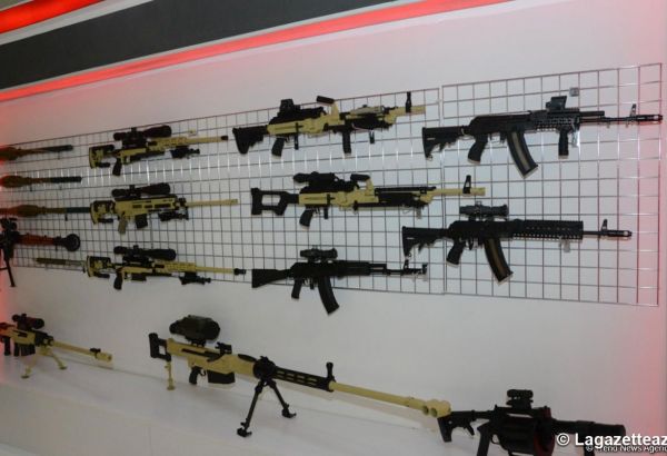 Plus de 100 produits azerbaïdjanais présentés au Salon international de l'industrie de la défense IDEF-2021 en Turquie