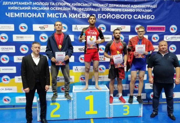 Un Azerbaïdjanais de 20 ans est devenu champion de sambo à Kiev