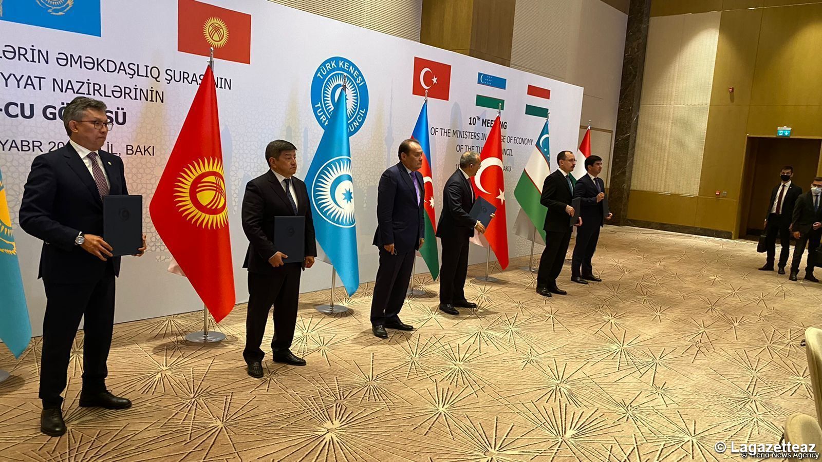 Bakou accueille la cérémonie de signature d'accords commerciaux et économiques entre les États turcophones