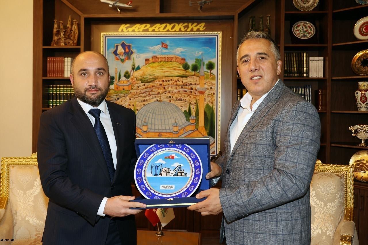 Des responsables de l'Association turque des industriels et des hommes d'affaires indépendants (MUSIAD) ont rencontré le chef de l’Aministration municipale de la ville de Nevsehir