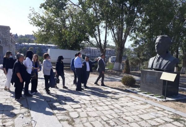 Une délégation de l'Association des Ombudsmans de l'Organisation de la Coopération Islamique visite les territoires azerbaïdjanais libérés
