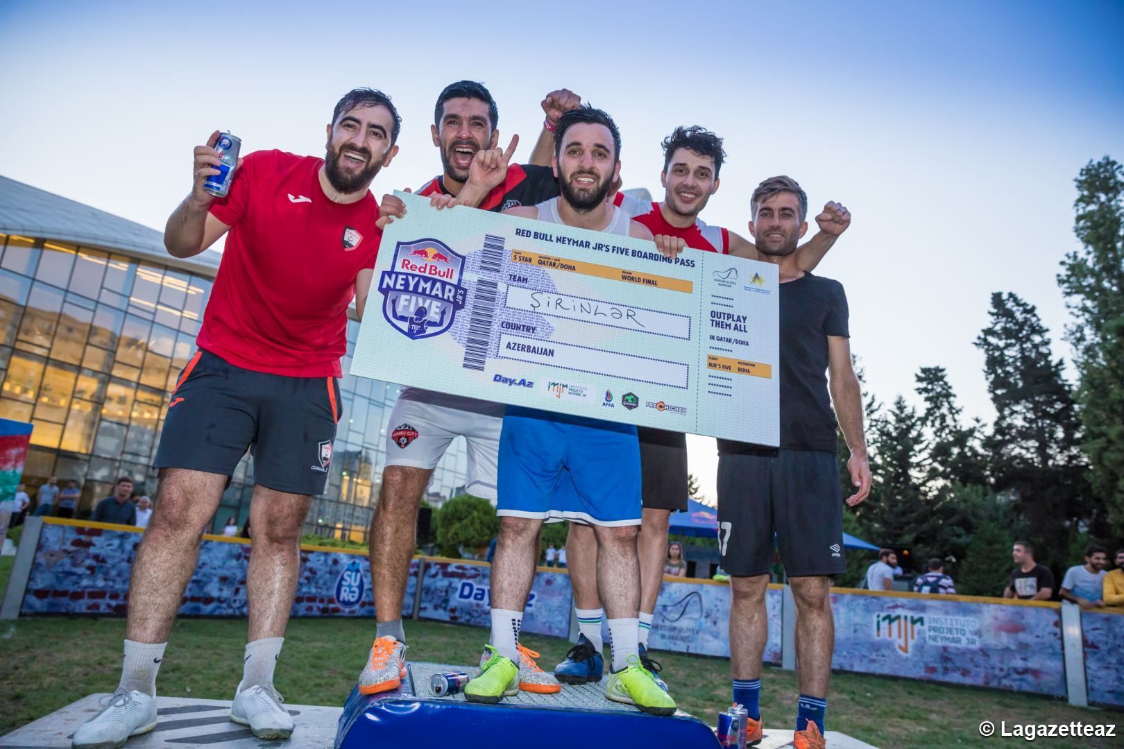 Quelle équipe représentera l'Azerbaïdjan en finale mondiale du tournoi de foot Red Bull Neymar Jr's Five au Qatar ?