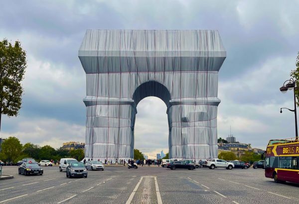 Arc de Triomphe : le coût exorbitant d'un acte gratuit