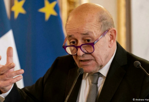 Crise des sous-marins : Jean-Yves Le Drian annonce le retour de l'ambassadeur français en Australie