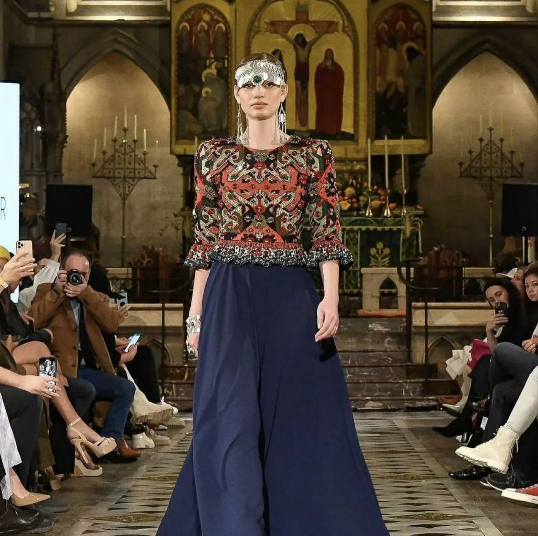 FASHION WEEK DE PARIS 2021 : Le créateur azerbaïdjanais Rufat Ismayil en vedette