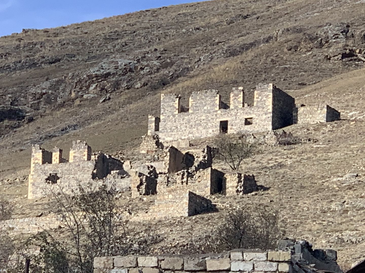 Pendant les 30 ans d'occupation, les territoires du Karabakh d'Azerbaïdjan ont été pillé à la fois sur le sol et en surface