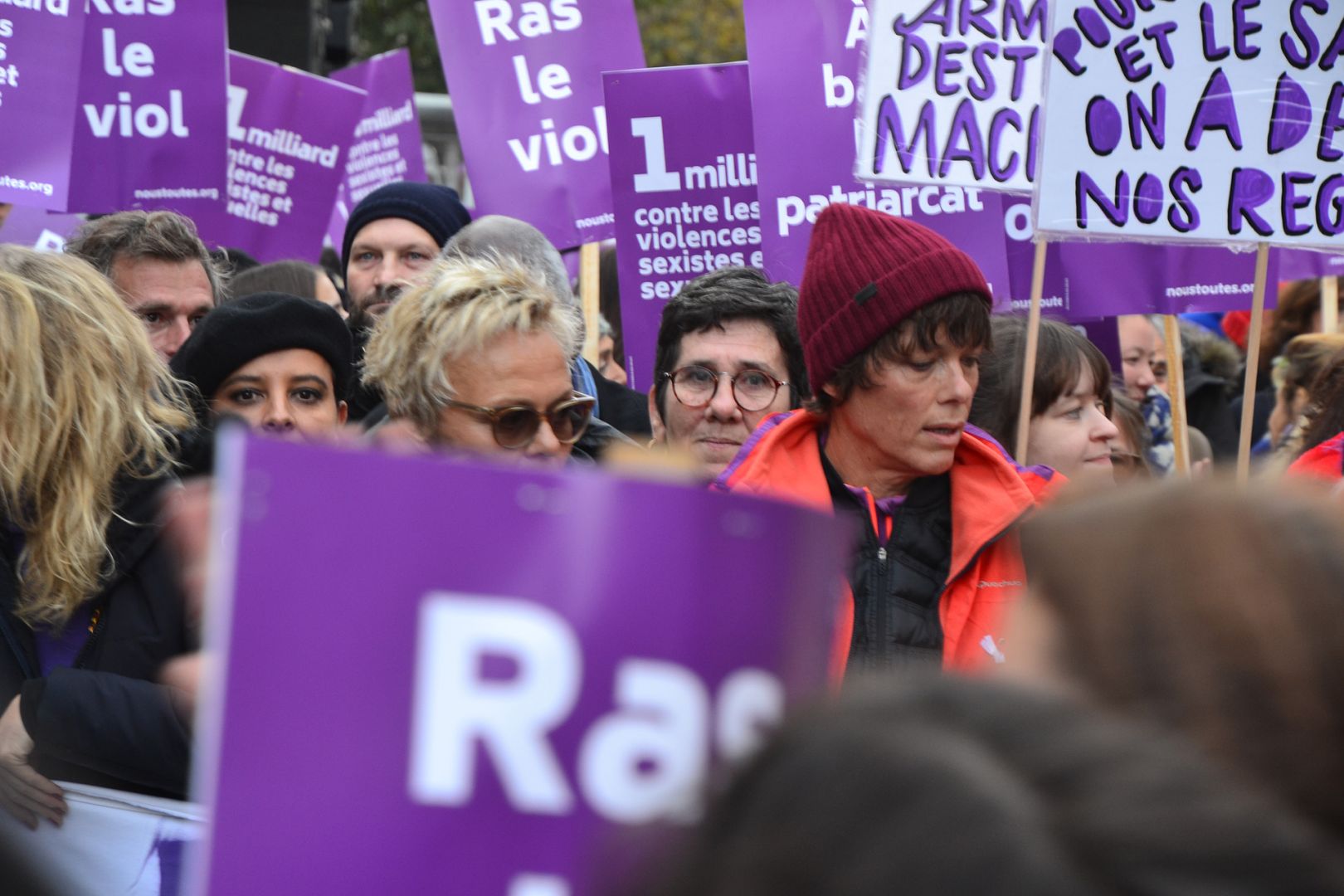 DROITS DES FEMMES ET VIOLENCES SEXISTES : LES FEMMES MANIFESTENT AUJOURD'HUI DANS TOUTE LA FRANCE