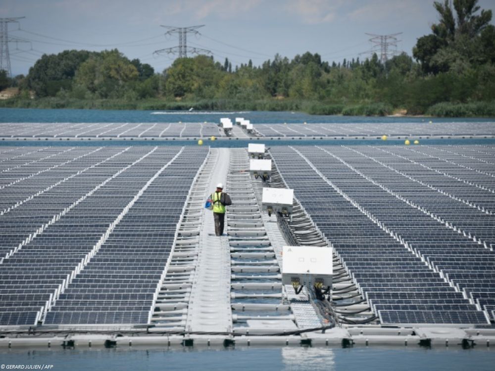 BP : LES TRAVAUX SE POURSUIVENT SUR LE PROJET DE CONSTRUCTION D'UNE CENTRALE SOLAIRE EN AZERBAÏDJAN