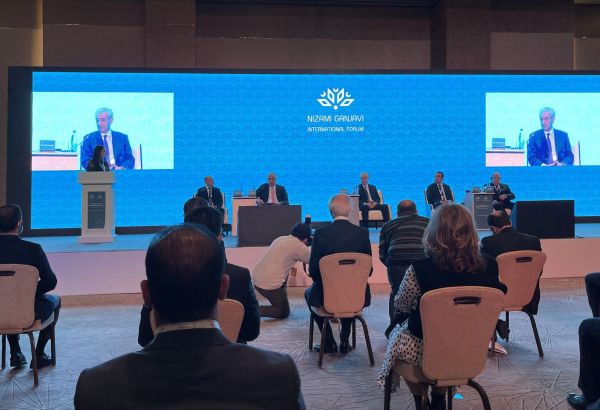 LE FORUM INTERNATIONAL NIZAMI GANJAVI VIENT DE S’ACHEVER À BAKOU, AZERBAÏDJAN.