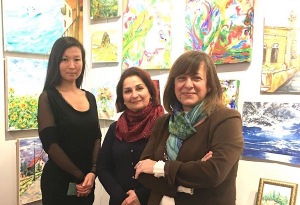 COULEURS SANS FRONTIÈRES EN FRANCE – LE PUBLIC PARISIEN S'ENTHOUSIASME POUR LE TRAVAIL DES ARTISTES AZERBAÏDJANAIS