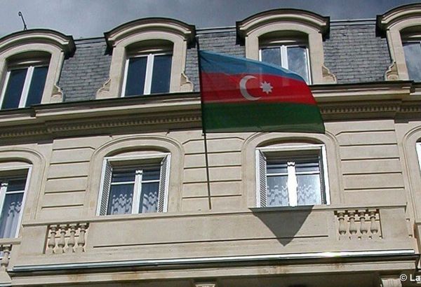 L'AZERBAÏDJAN EXIGE QUE LES AUTORITÉS FRANÇAISES PRENNENT DES MESURES APRÈS LA RÉCENTE ATTAQUE DES FANATIQUES ARMÉNIENS CONTRE LE BÂTIMENT DE SON AMBASSADE À PARIS