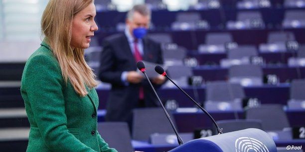 ENERGIE : L'UNION EUROPÉENNE REFUSE DE PAYER LE GAZ EN ROUBLES ET SE PRÉPARE À UNE RUPTURE AVEC MOSCOU