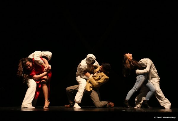 JEAN-PAUL SARTRE AU THÉÂTRE DRAMATIQUE D'AZERBAÏDJAN