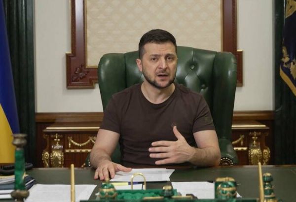 ZELENSKY PRÊT À PARLER DONBASS ET CRIMÉE AVEC POUTINE CONTRE LA FIN DES HOSTILITÉS