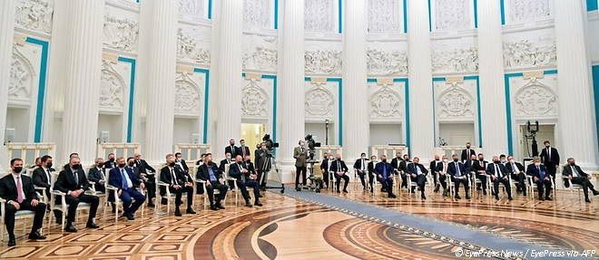 MOSCOU EXPULSE DE RUSSIE 18 DIPLOMATES DE L'UNION EUROPÉENNE