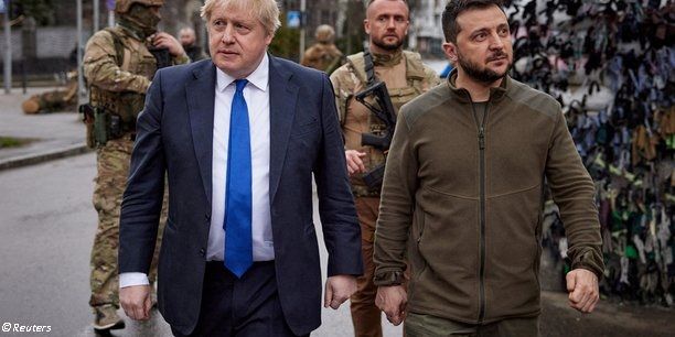 BORIS JOHNSON ET PLUSIEURS RESPONSABLES BRITANNIQUES INTERDITS D'ENTRÉE EN RUSSIE