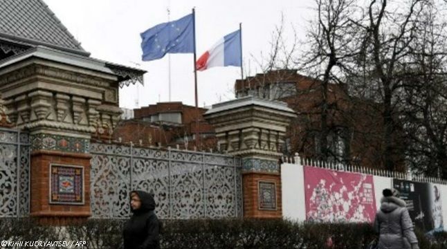 LA RUSSIE EXPULSE 34 DIPLOMATES FRANÇAIS. PARIS CONDAMNE