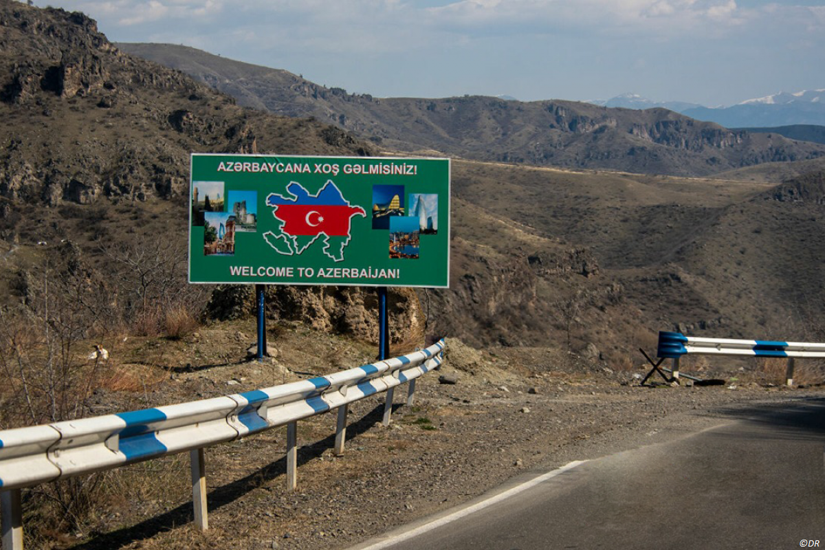 L'ARMÉNIE REMET LES RESTES PRÉSUMÉS DE 138 AZERBAÏDJANAIS PORTÉS DISPARUS LORS DE LA PREMIÈRE GUERRE DU KARABAKH