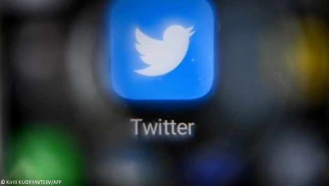 ELON MUSK ACCUSE TWITTER DE "RÉSISTER" À SES DEMANDES ET MENACE DE RETIRER SON OFFRE D'ACHAT