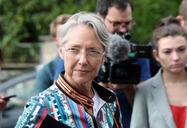 Législatives: Borne qualifie Mélenchon de "premier menteur"