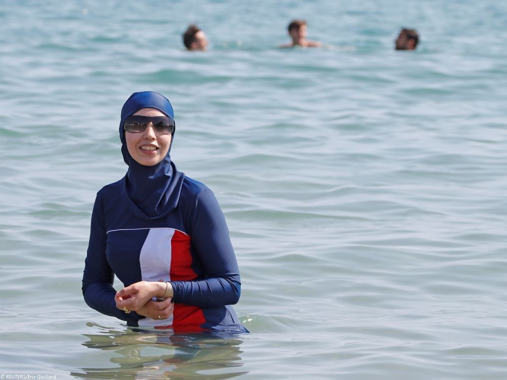 GRENOBLE : LE CONSEIL D'ÉTAT CONFIRME L'INTERDICTION DU BURKINI DANS LES PISCINES MUNICIPALES