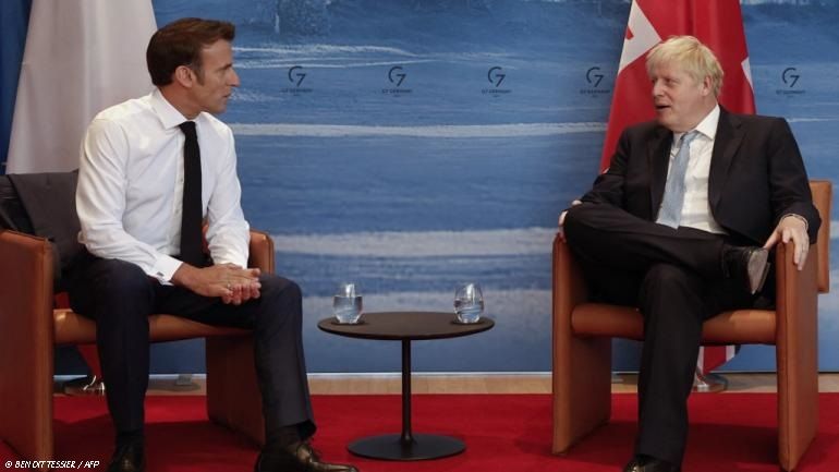 UKRAINE : JOHNSON MET MACRON EN GARDE CONTRE "TOUTE TENTATIVE" D'UNE SOLUTION NÉGOCIÉE "MAINTENANT"