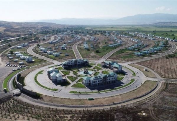 LE VILLAGE INTELLIGENT D'AGHALI, EN AZERBAÏDJAN, INCITE L'EUROPE ET LE MONDE À LUTTER CONTRE LA PAUVRETÉ SOCIALE