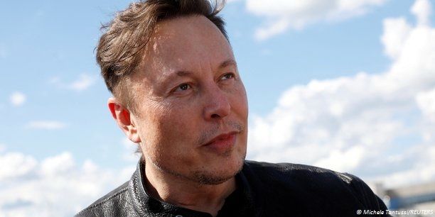 ELON MUSK VEND POUR $6,9 M D'ACTIONS TESLA DS D'ACTIONS TESLA
