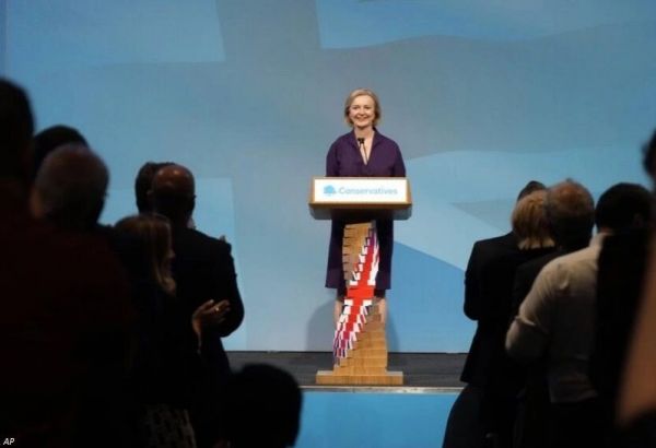 LIZ TRUSS EST ÉLUE CHEFFE DU PARTIS CONSERVATEUR ET PREMIÈRE MINISTRE DU ROYAUME-UNI