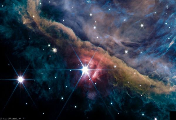 DES IMAGES SPECTACULAIRES DE LA NÉBULEUSE ORION SAISIES PAR LE TÉLESCOPE JAMES WEBB
