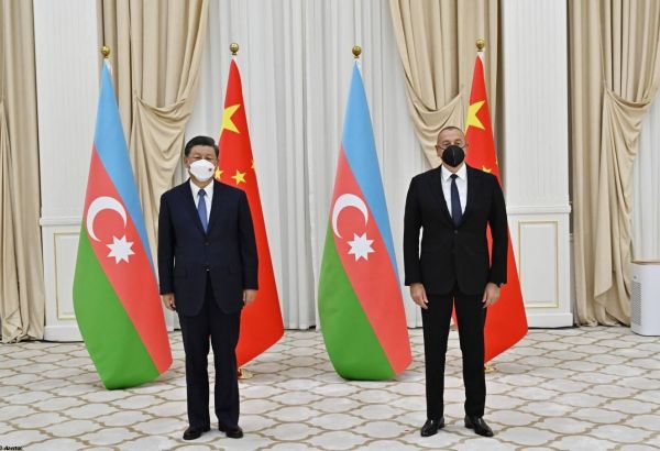 lLHAM ALIYEV À XI JINPING : L'AZERBAÏDJAN JOUE UN RÔLE IMPORTANT DANS LE TRANSPÔRT ENTRE LA CHINE ET L'EUROPE