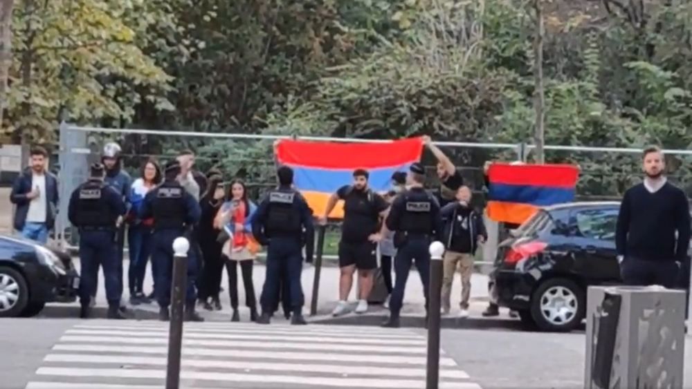 LA POLICE FRANÇAISE ARRÊTE L'AGRESSEUR DE L'AMBASSADE D'AZERBAÏDJAN