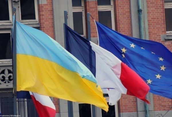 GUERRE EN UKRAINE : L'ÉTAT VA VERSER 150 EUROS PAR MOIS  AUX FAMILLES QUI HÉBERGENT EN FRANCE DES RÉFUGIÉS FUYANT LE CONFLIT