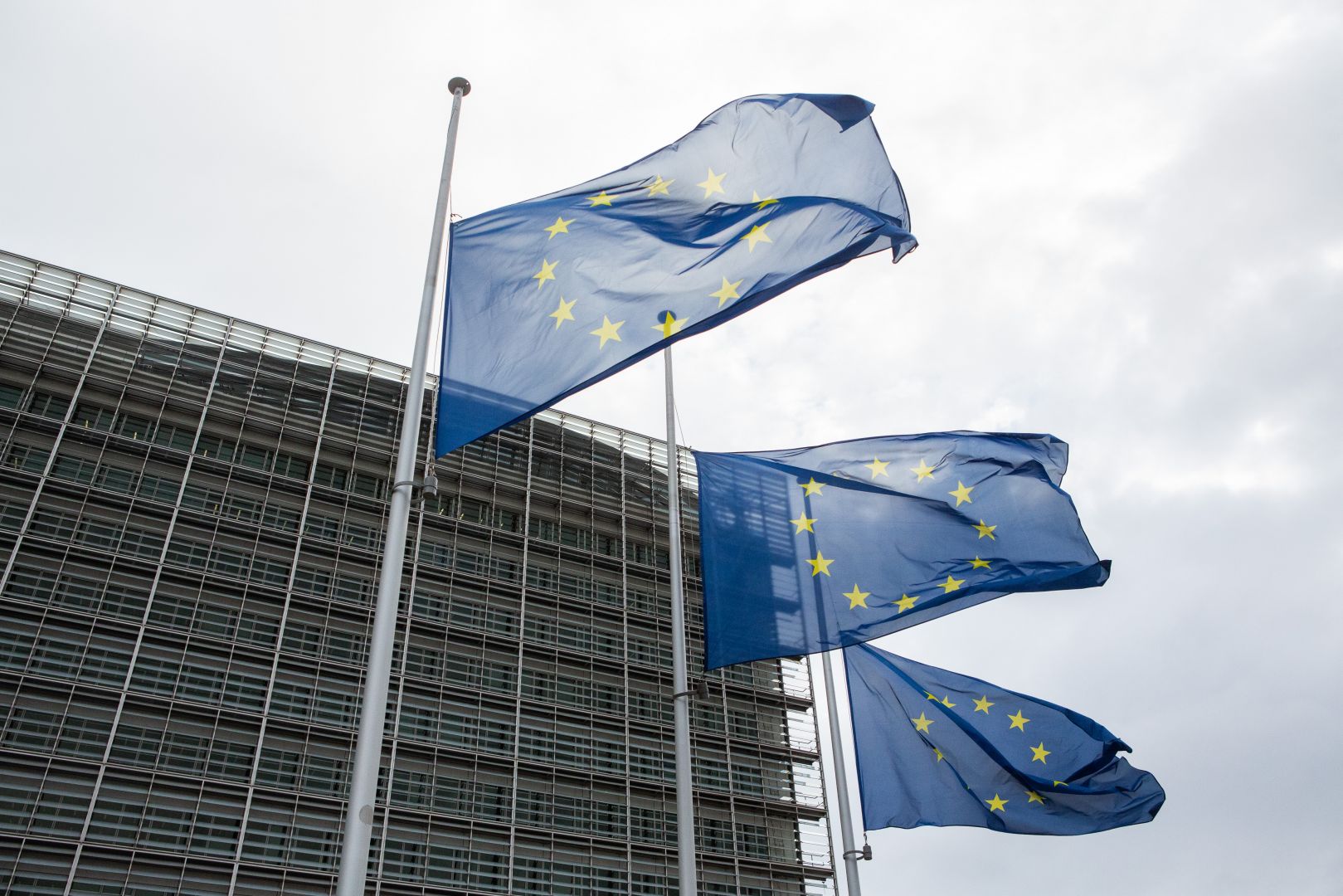 L'EUROPE DEVRAIT METTRE L'HYDROGÈNE AU PREMIER RANG DES PRIORITÉS DE LA RELANCE VERTE, SELON FRANS TIMMERMANS