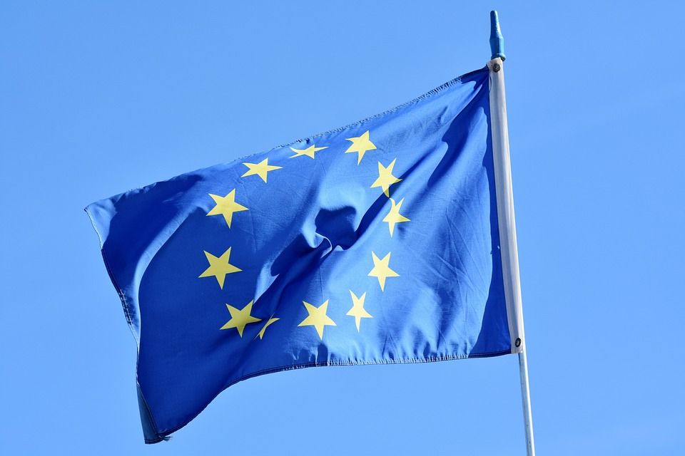 L'UE RÉDUIT CONSIDÉRABLEMENT SES PRÉVISIONS DE CROISSANCE POUR 2025