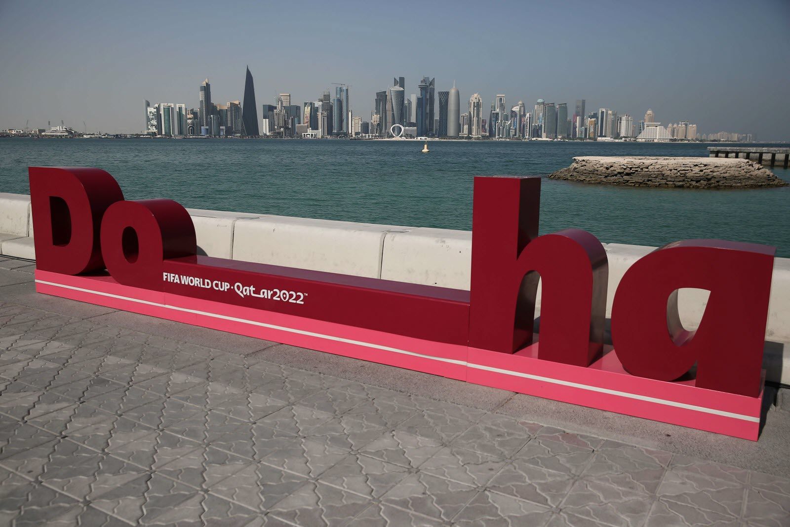 MONDIAL 2022 AU QATAR : LE PRÉSIDENT FRANÇAIS CRITIQUE LA POLITISATION DU SPORT À L'APPROCHE DE LA COUPE DU MONDE