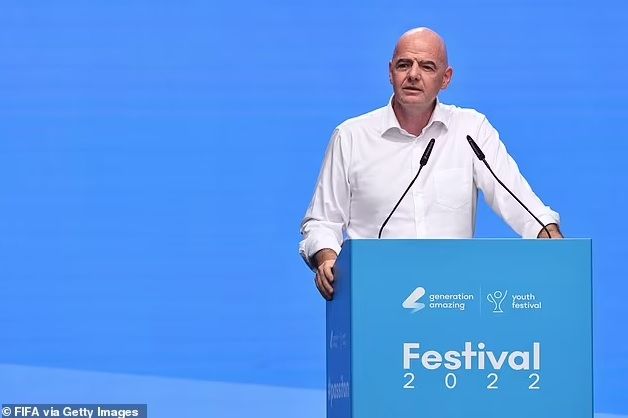 GIANNI INFANTINO, SANS OPPOSITION, RESTERA À LA TÊTE DE LA FIFA POUR 4 ANNÉES SUPPLÉMENTAIRES