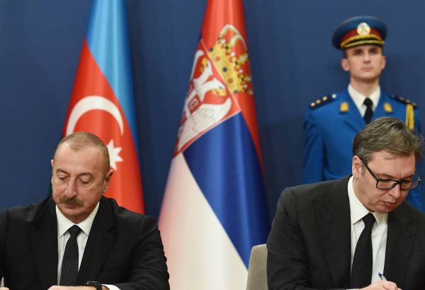 LA SERBIE ET L'AZERBAÏDJAN SIGNENT DES ACCORDS DE PARTENARIAT DANS LE DOMAINE DE L'ÉNERGIE