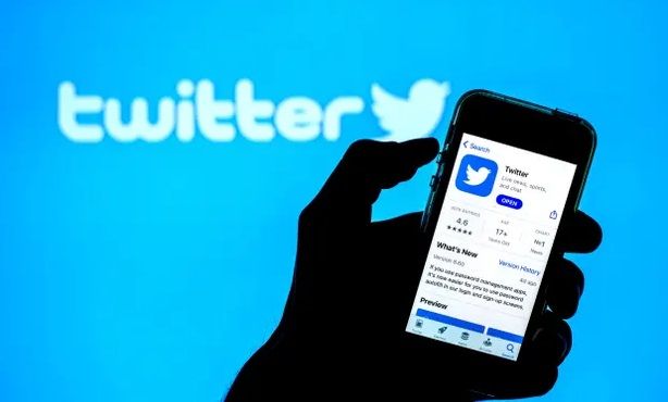 TWITTER RÉDUIT ENCORE SON PERSONNEL CHARGÉ DE LA MODÉRATION DES CONTENUS MONDIAL