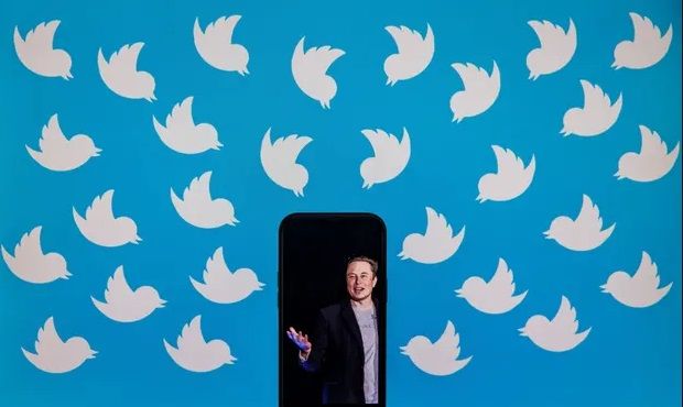Twitter suspend plusieurs journalistes et Musk cite le "doxxing" de son jet