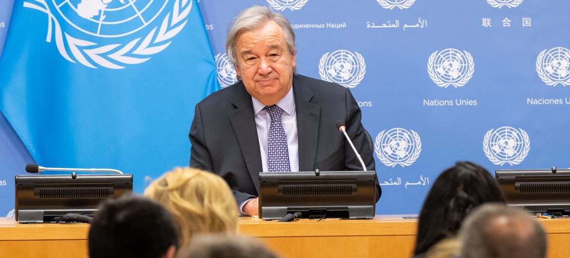 ANTONIO GUTERRES "PROFONDEMENT TROUBLÉ" PAR L'INTERDICTION FAITE PAR LES TALIBANS AUX FEMMES TRAVAILLANT POUR DES ONG EN AFGHANISTAN