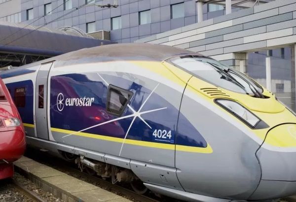 EUROSTAR SUSPEND SES SERVICES AMSTERDAM-LONDRES PENDANT SIX MOIS