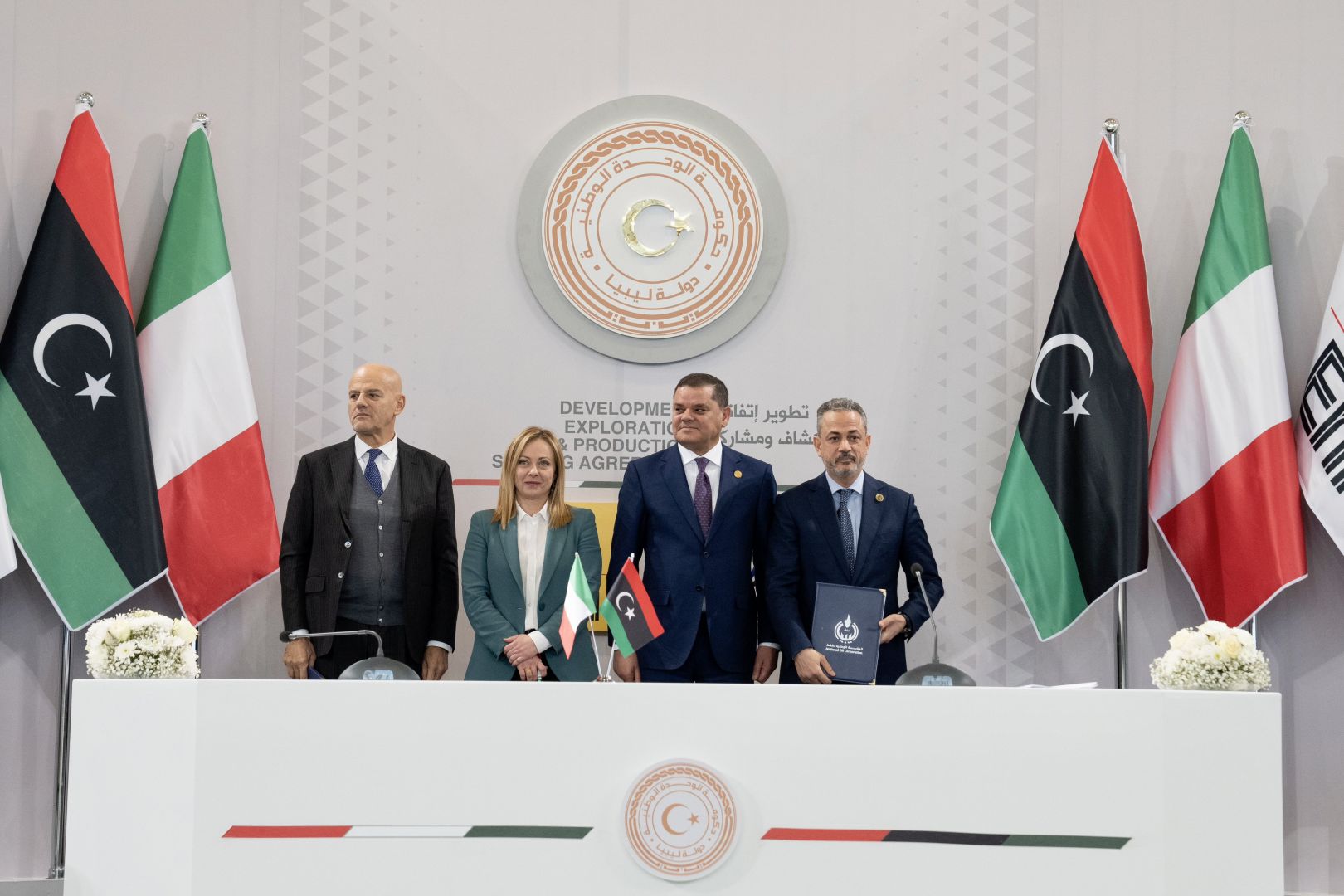 L'ITALIE ET LA LIBYE SIGNENT UN ACCORD GAZIER DE 8 MILLIARDS DE DOLLARS PENDANT LA VISITE DE LA PREMIÈRE MINISTRE GIORGIA MELONI