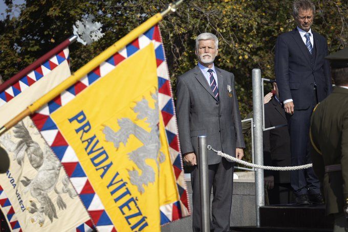 L'EX-GÉNÉRAL DE L'OTAN PETR PAVEL REMPORTE LES ÉLECTIONS PRÉSIDENTIELLES TCHÈQUES